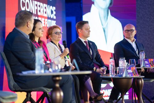 CEO Conference 2025 07040