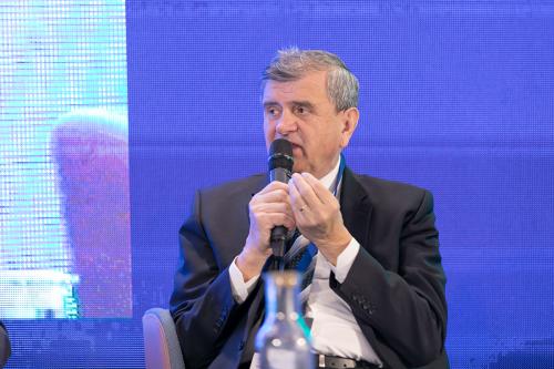 CEO CONFERENCE - Shaping the Future